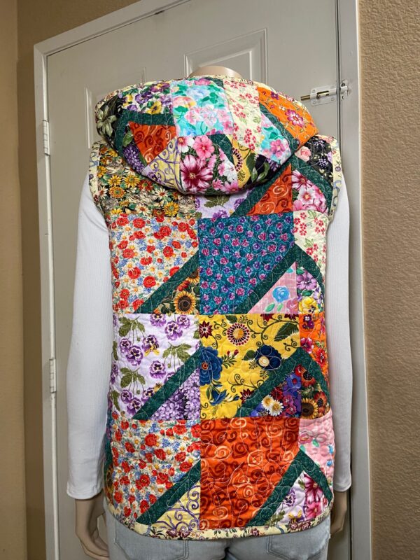 QUILT HOODIE VEST/6" FLORAL SQUARES #44 - Image 3