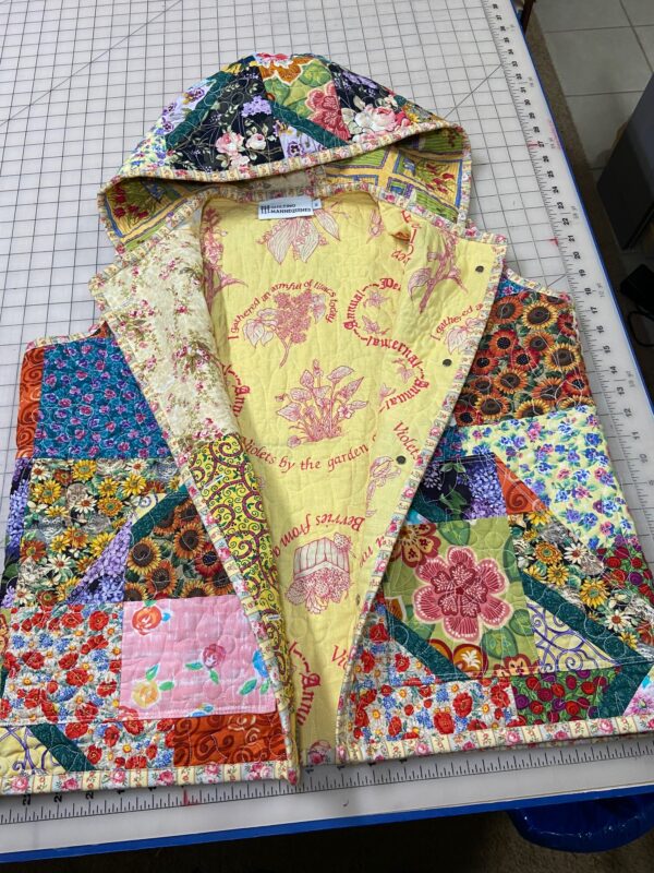 QUILT HOODIE VEST/6" FLORAL SQUARES #45 - Image 3