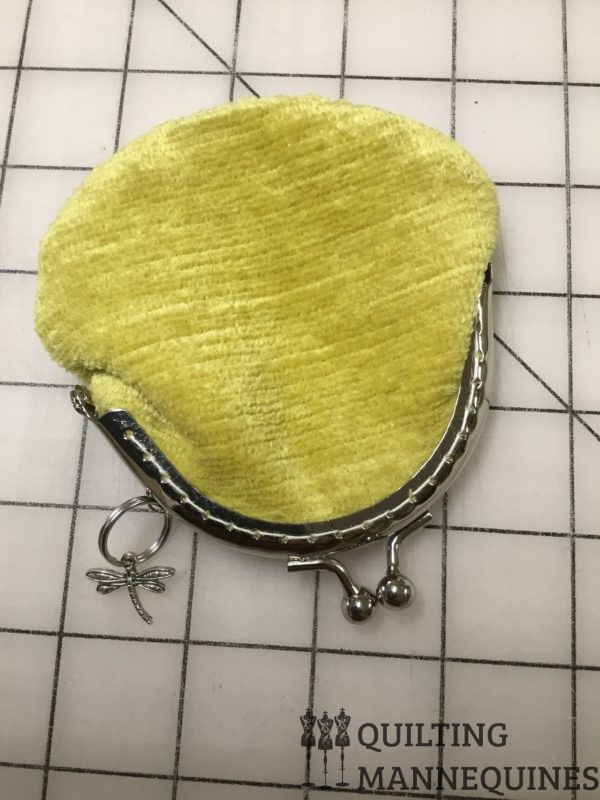 X GOLD TAPESTRY COIN PURSE