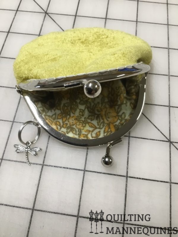 X GOLD TAPESTRY COIN PURSE - Image 2
